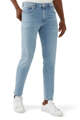 Adler Tapered Classic Jeans